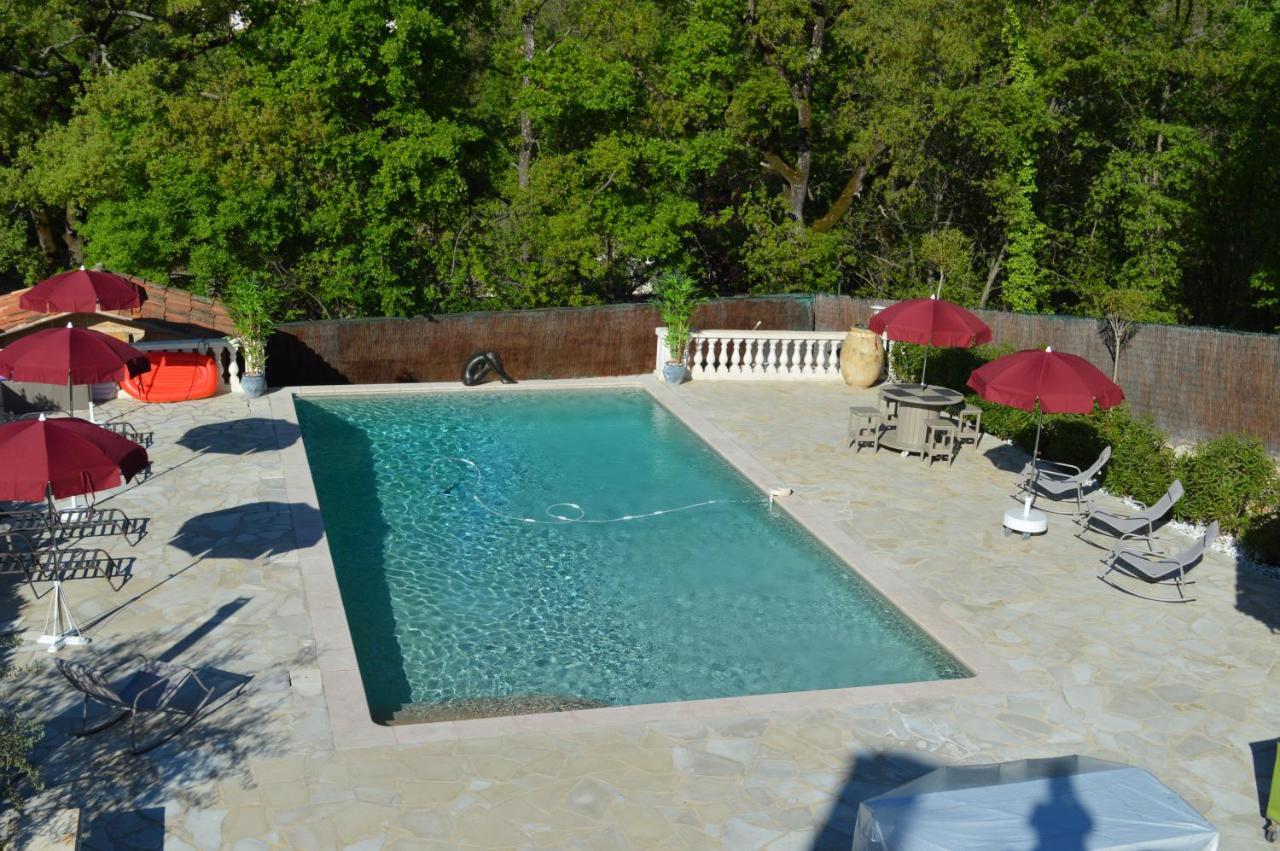 Villa Jalna Chambre, Suites Et Appartement Roquefort-les-Pins Exteriör bild